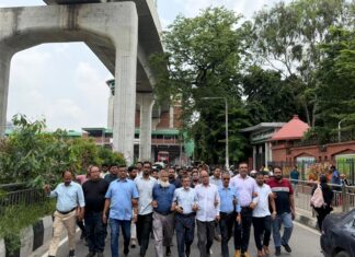 সরকার ও দেশবিরোধী ষড়যন্ত্রের প্রতিবাদে কৃষিবিদদের বিক্ষোভ মিছিল অনুষ্ঠিত